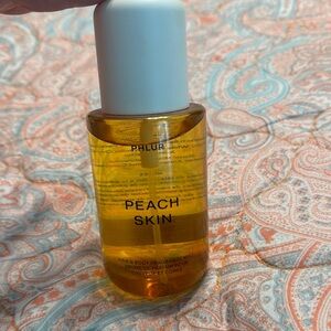 Peach Skin Hair & Body Fragrance Mist - Yellow
